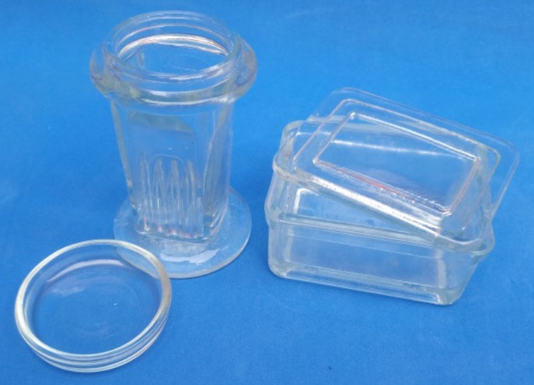 Glass Staining Jar 2